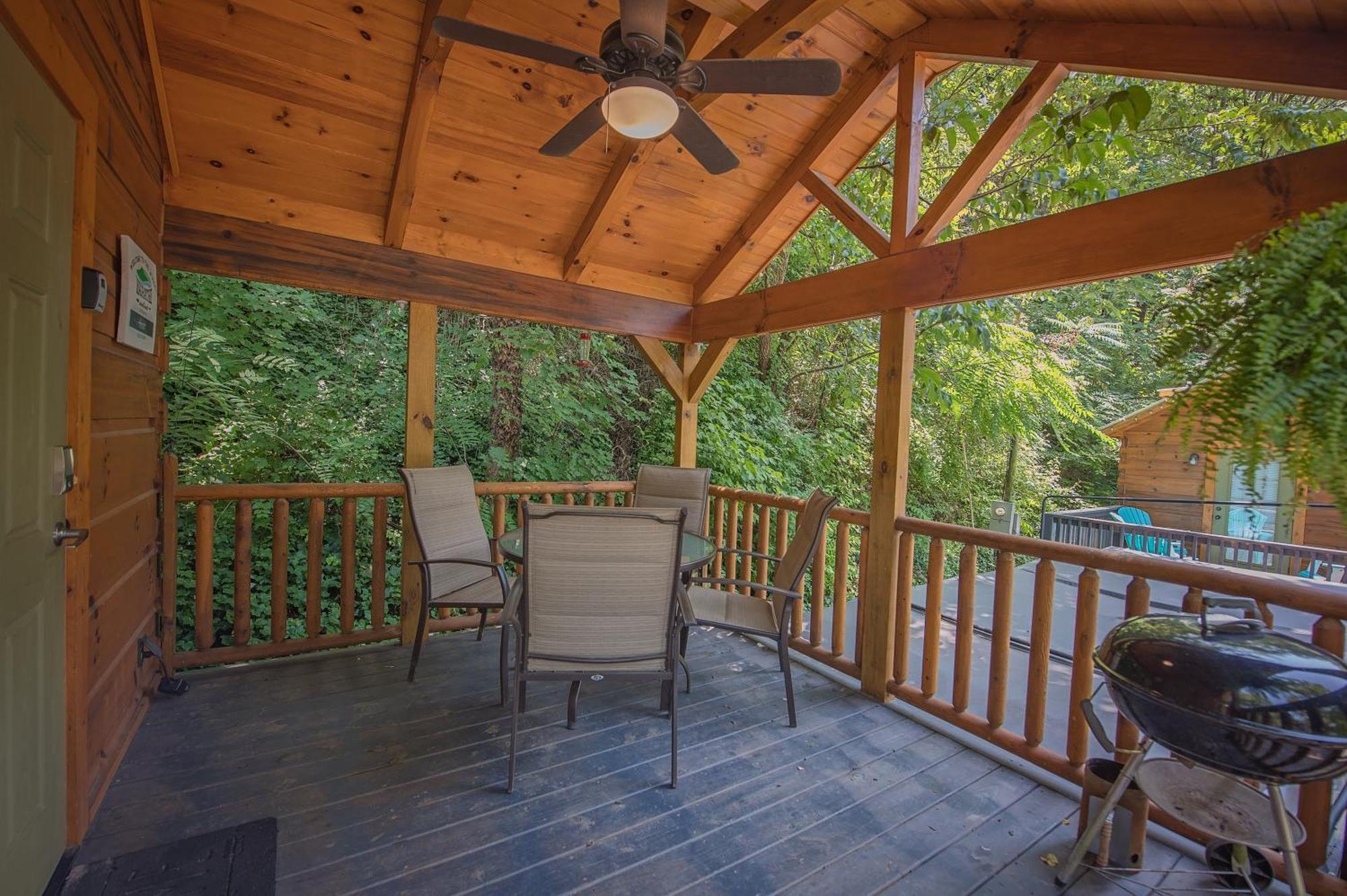 River Cabin Hot Tub & Swim Spa Near Downtown Chattanooga Extérieur photo