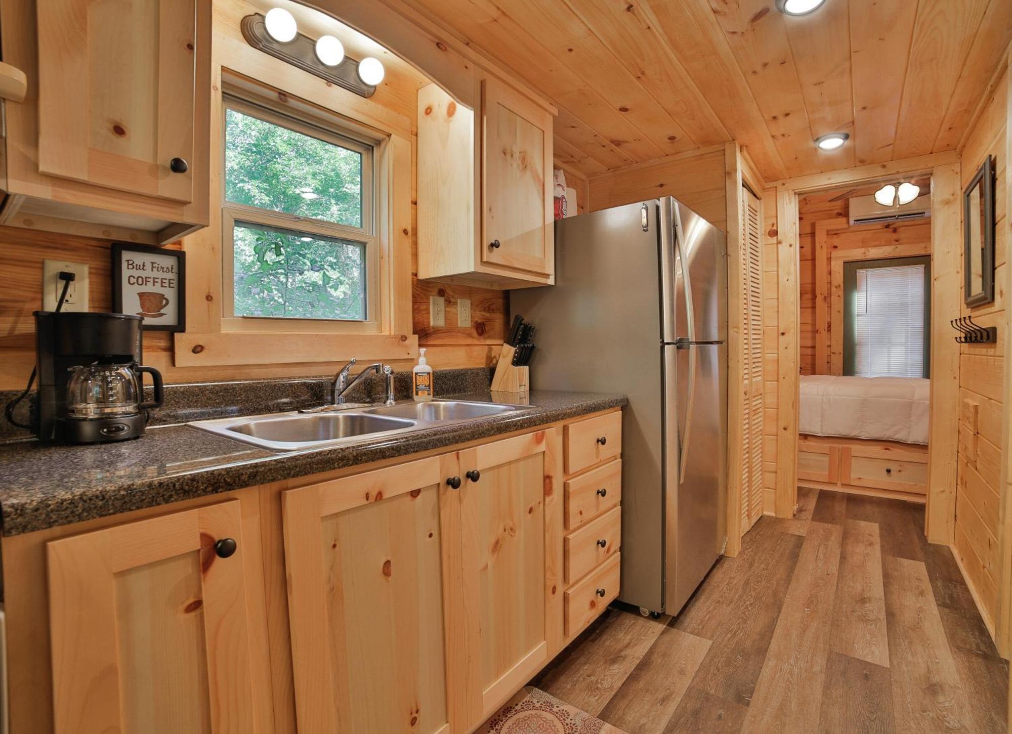 River Cabin Hot Tub & Swim Spa Near Downtown Chattanooga Extérieur photo